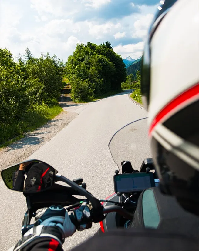 Para quem faz sentido simular seguro auto moto