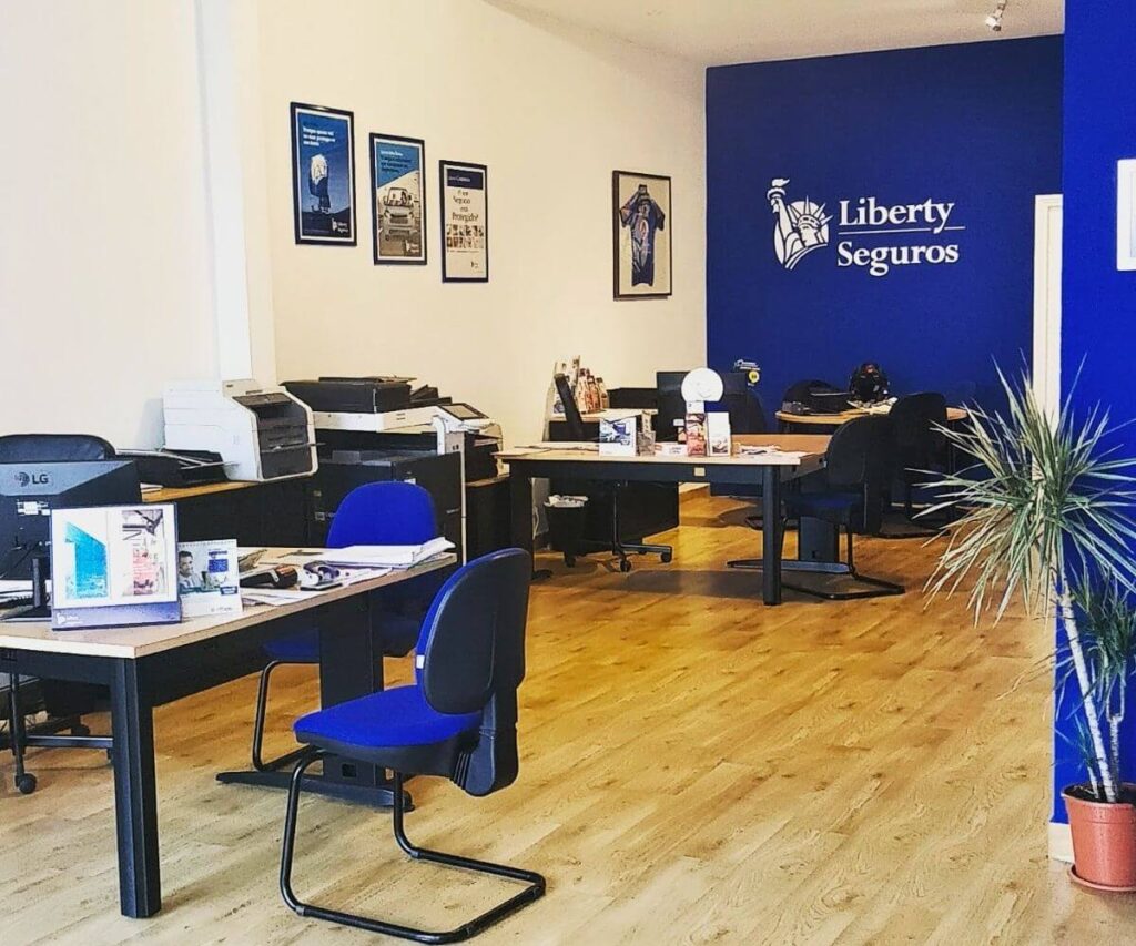 Antigos escritórios da Mediadora de Seguros