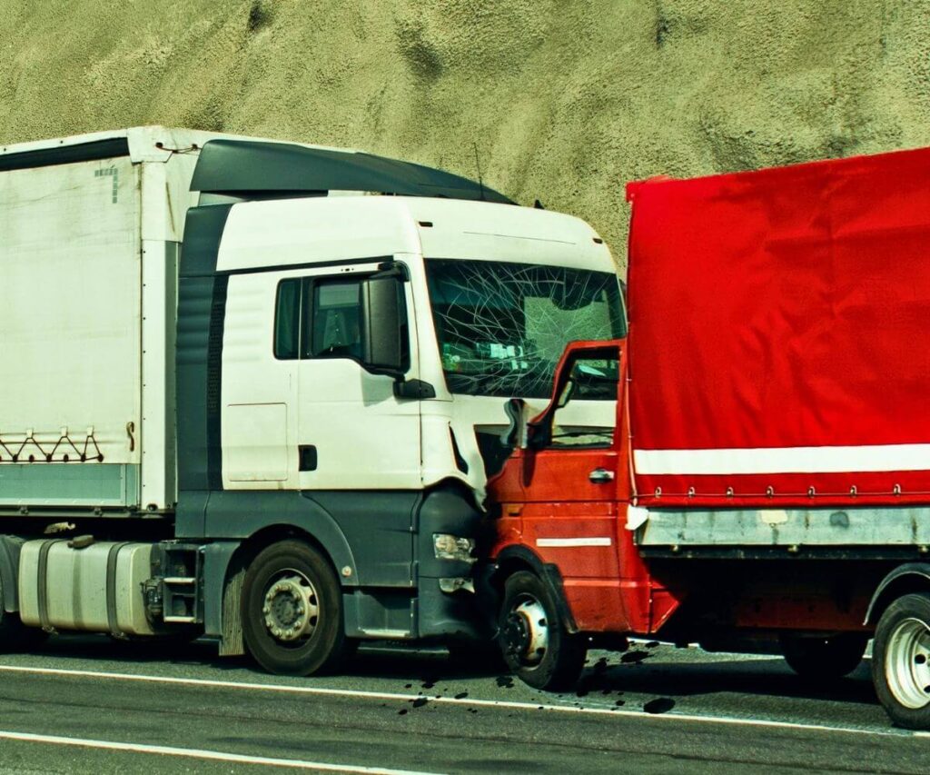 Sinistros empresariais na estrada